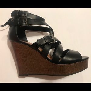 Wedge Heel Wood Decoration Buckle Shoes Sandals